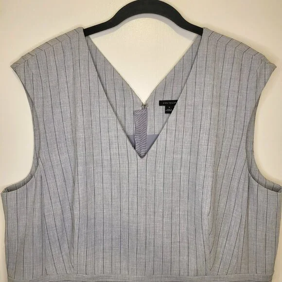 NWT Ann Taylor Bi-Stretch V-Neck Gray Pinstripe Summer Fall Career Dress Sz 18 - Picture 2 of 13